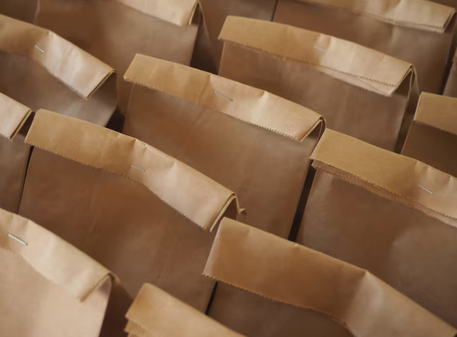 Por que escolher sacos de papel kraft para embalar seus produtos?